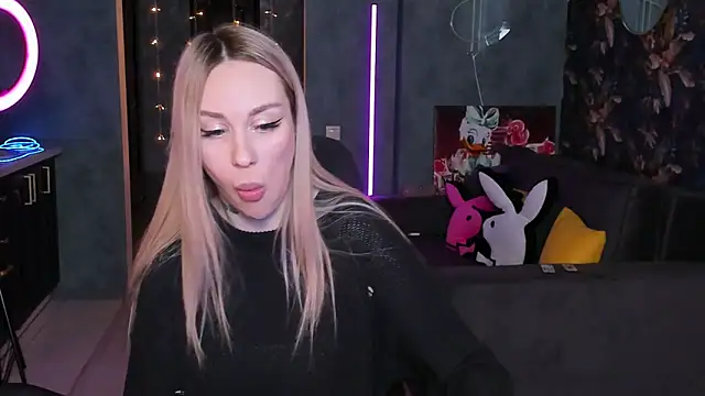 Blckmirrorr's cam snapshot