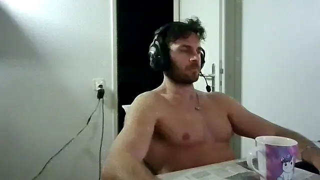 alpha-hunk's cam snapshot