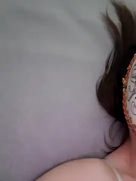 Gunessolen01's cam snapshot