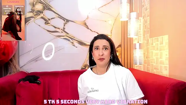 Bella_williamss_'s cam snapshot