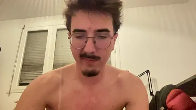 Pierroponey live sex cam