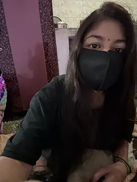 Alexiahotie live sex cam