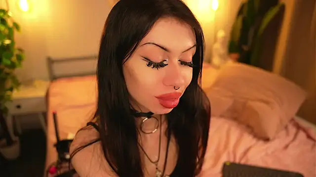 Devilsss_toy live sex cam