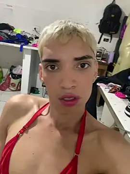 Alondra_Blond69 live sex cam