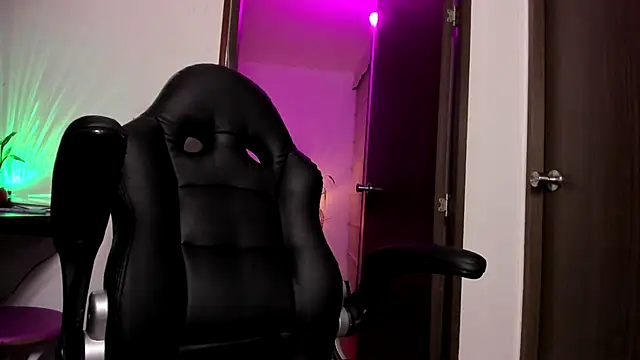 AleJaramillo_'s cam snapshot