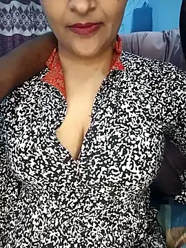 RomanticCouple432 live sex cam