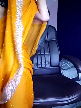 Lovely_Ladyboy_star live sex cam