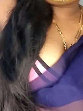 Divyahoty live sex cam