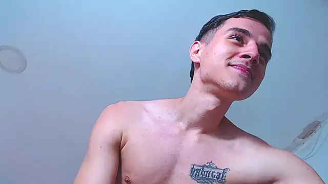 ADAM_HOT's cam snapshot