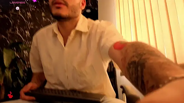 Rafael_Mendezz live sex cam