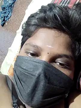 divyatamil143's cam snapshot