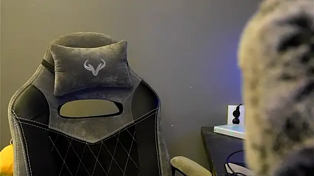 Softixq's cam snapshot