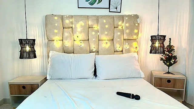 AdharaSmithh's cam snapshot