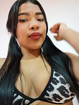 Michell_em's cam snapshot