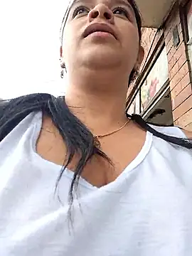 Layla-daring's cam snapshot