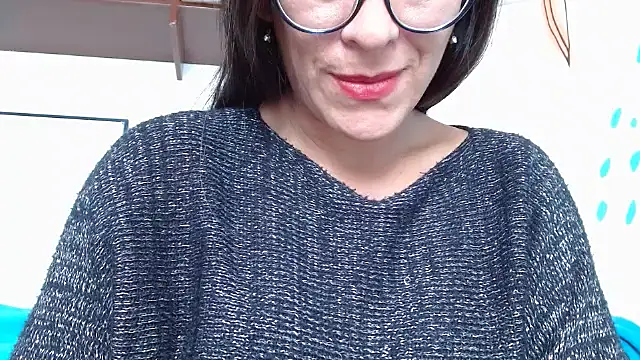 lupita84's cam snapshot