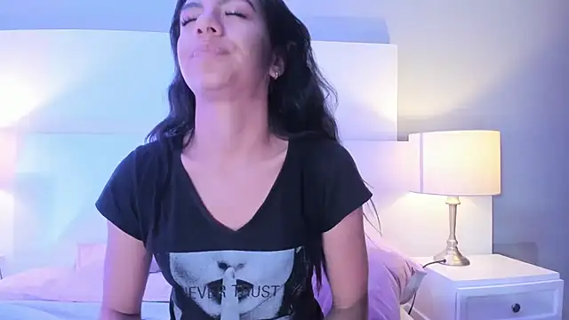 Tamaraakins's cam snapshot