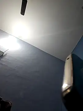 Koziekylie's cam snapshot