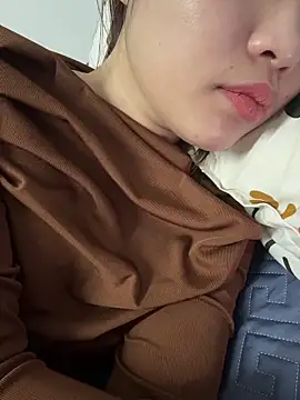 lonelygirl_k2's cam snapshot