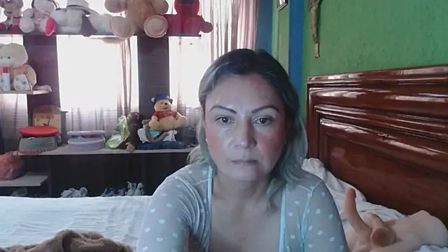 _Charlize_theron_'s cam snapshot