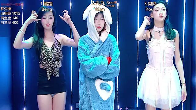 queen-001's cam snapshot