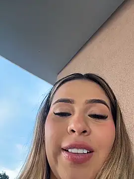 itsdanividarte's cam snapshot