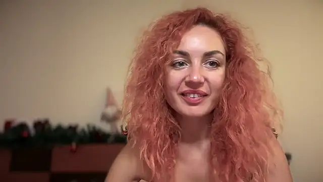 Reddgiirl's cam snapshot