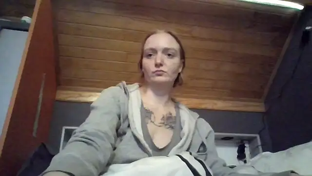 Charlotte_AltS420's cam snapshot