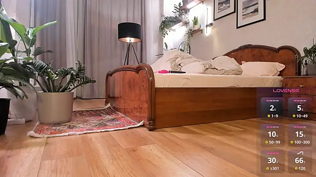 NicoleLuv's cam snapshot