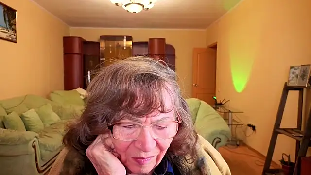 Betty_Brick's cam snapshot