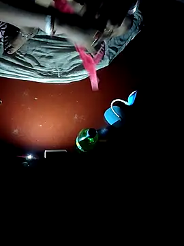 Hot-joyaa's cam snapshot