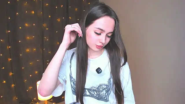 YvonneRobes's cam snapshot