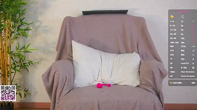 LolySun's cam snapshot