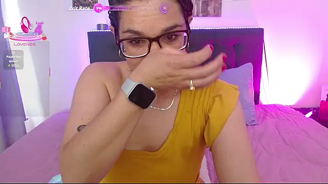 Rose_Thompson1's cam snapshot