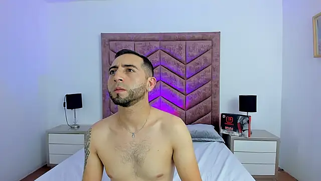 Lushian_Luna's cam snapshot