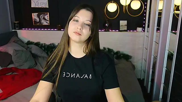 ElizaMild's cam snapshot