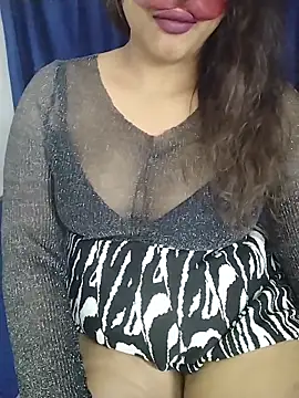 SEXYY_TRANSY_WITH_GIRL's cam snapshot