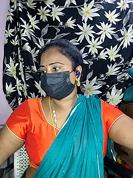 Tamil_devagi's cam snapshot