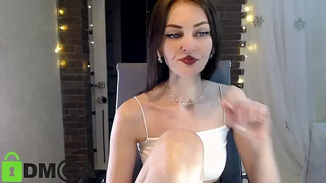 ms_kelarini's cam snapshot