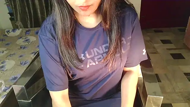 aarushi_sharmaa's cam snapshot