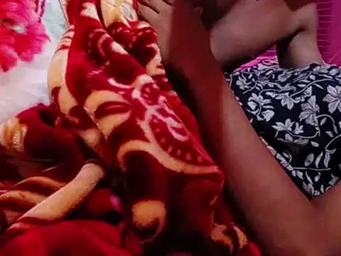 Hotx-maya's cam snapshot