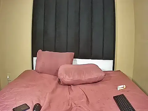 DesiredQueen27's cam snapshot