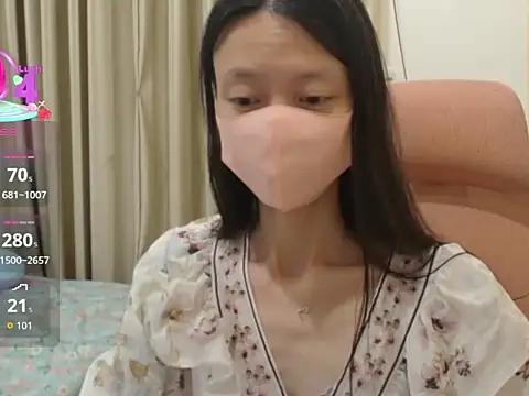 Lil-Cherries's cam snapshot