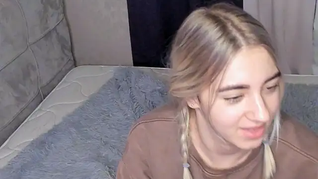 sugarplum_x's cam snapshot