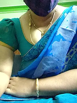 Kerala_Adhya's cam snapshot