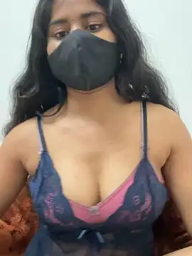 sexy-riya43's cam snapshot