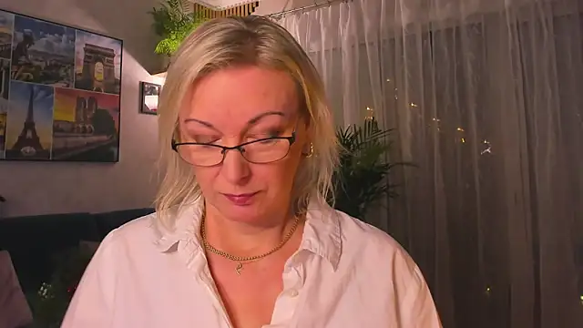 vanessa_chat's cam snapshot