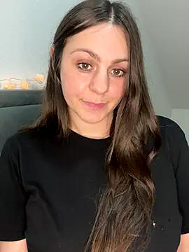 Loella-Rose live sex cam