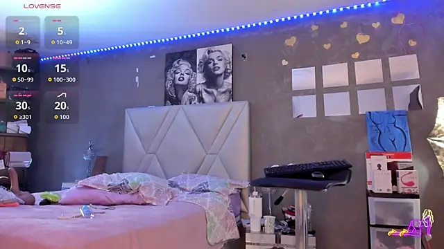 sexyzoe_69's cam snapshot