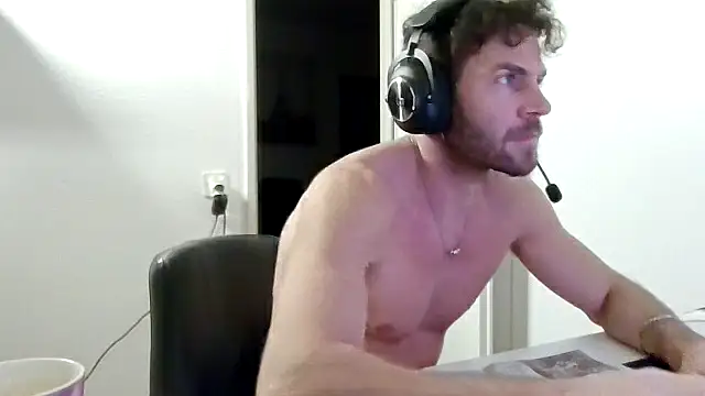 alpha-hunk live sex cam